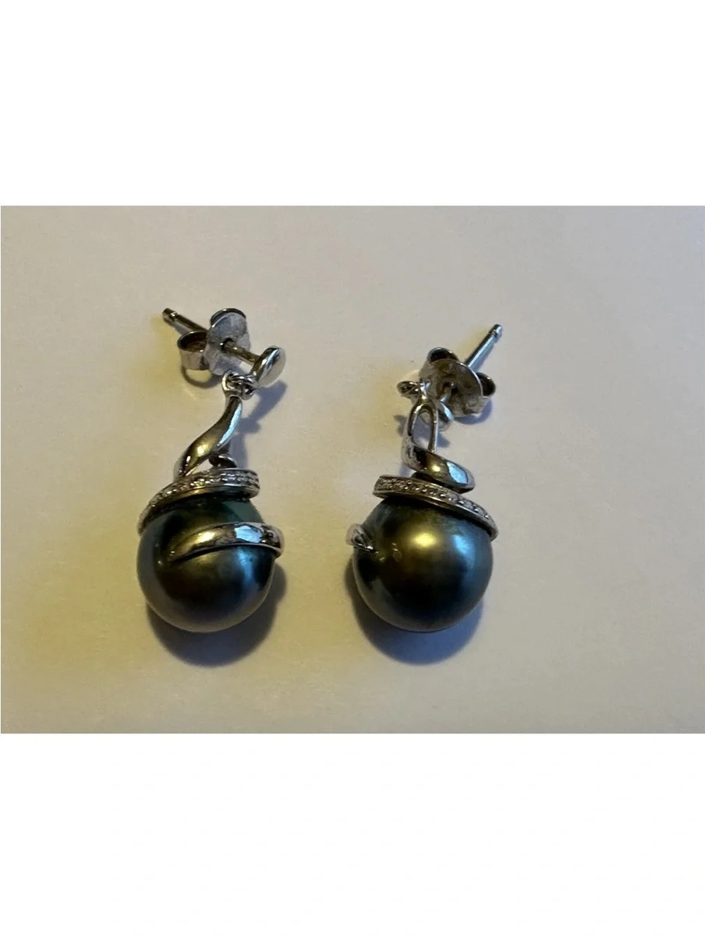 Sterling Silver Black Pearl Drop Earrings